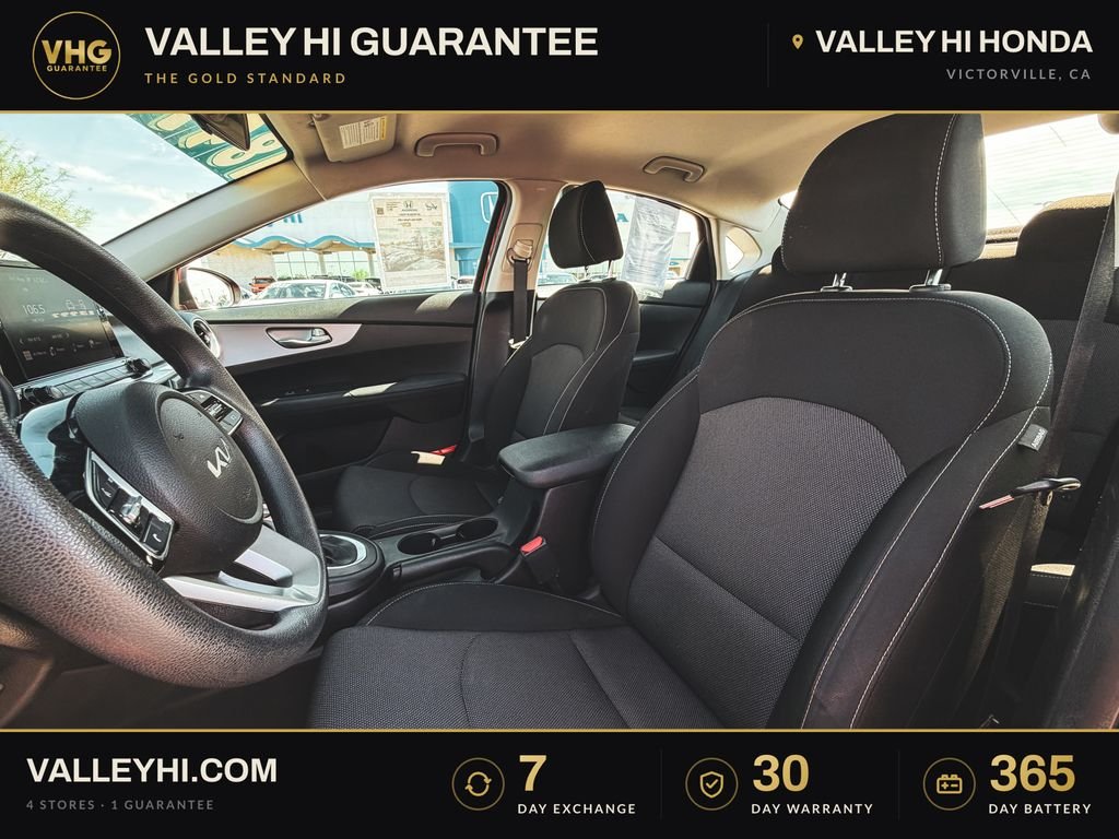 Used 2023 Red Kia LXS image 16