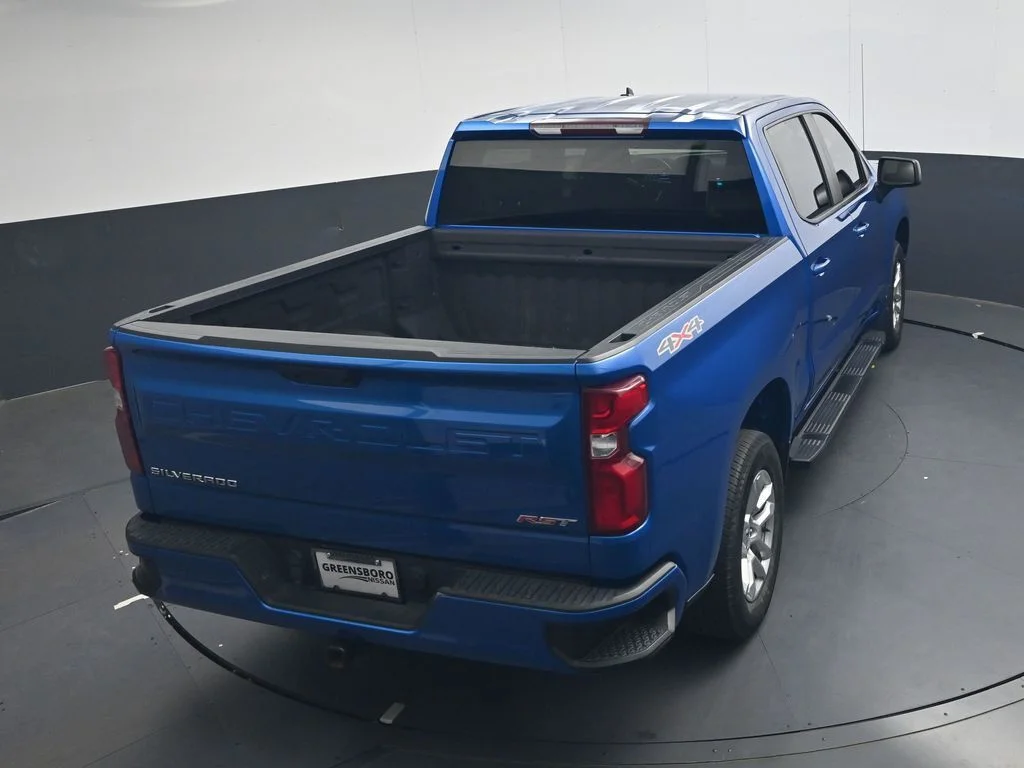 Used 2022 Blue Chevrolet RST image 28