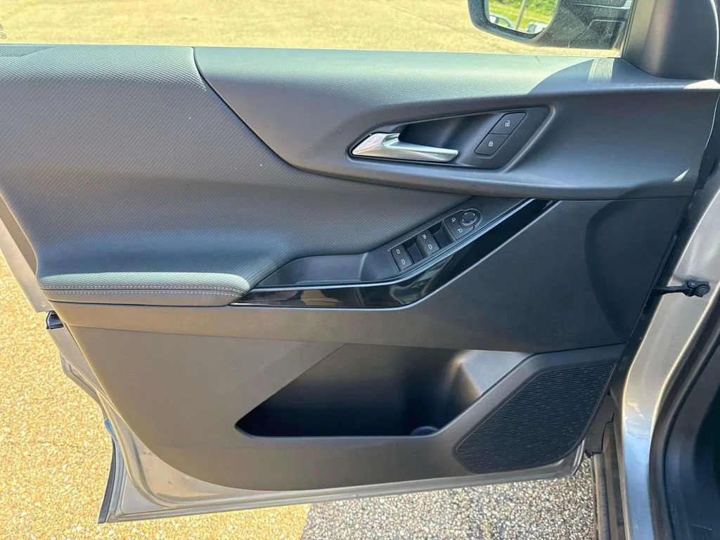 Used 2026 Sterling Gray Metallic Chevrolet LT image 28