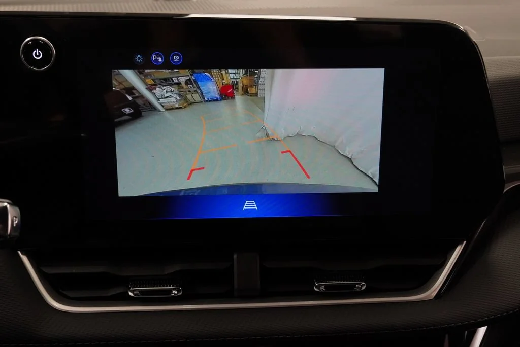 2027 Chevrolet Equinox LT - Photo 25