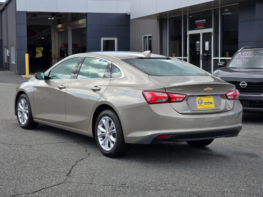 Used 2022 Gray Chevrolet LT image 24