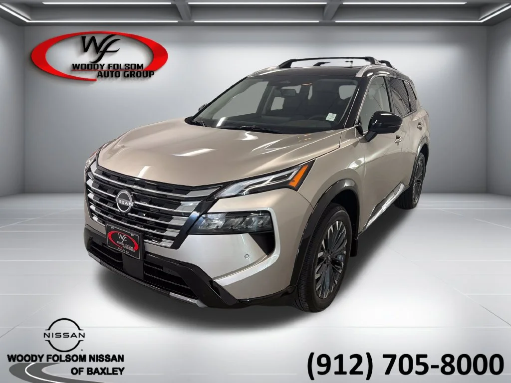 New 2026 Champagne Silver Metallic / Super Black Two-tone Nissan Platinum image 1