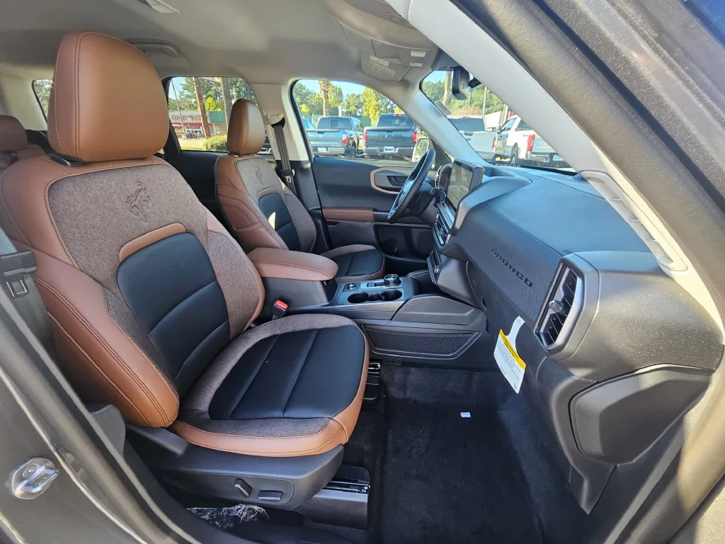 New 2026 Gray Ford Outer Banks image 25