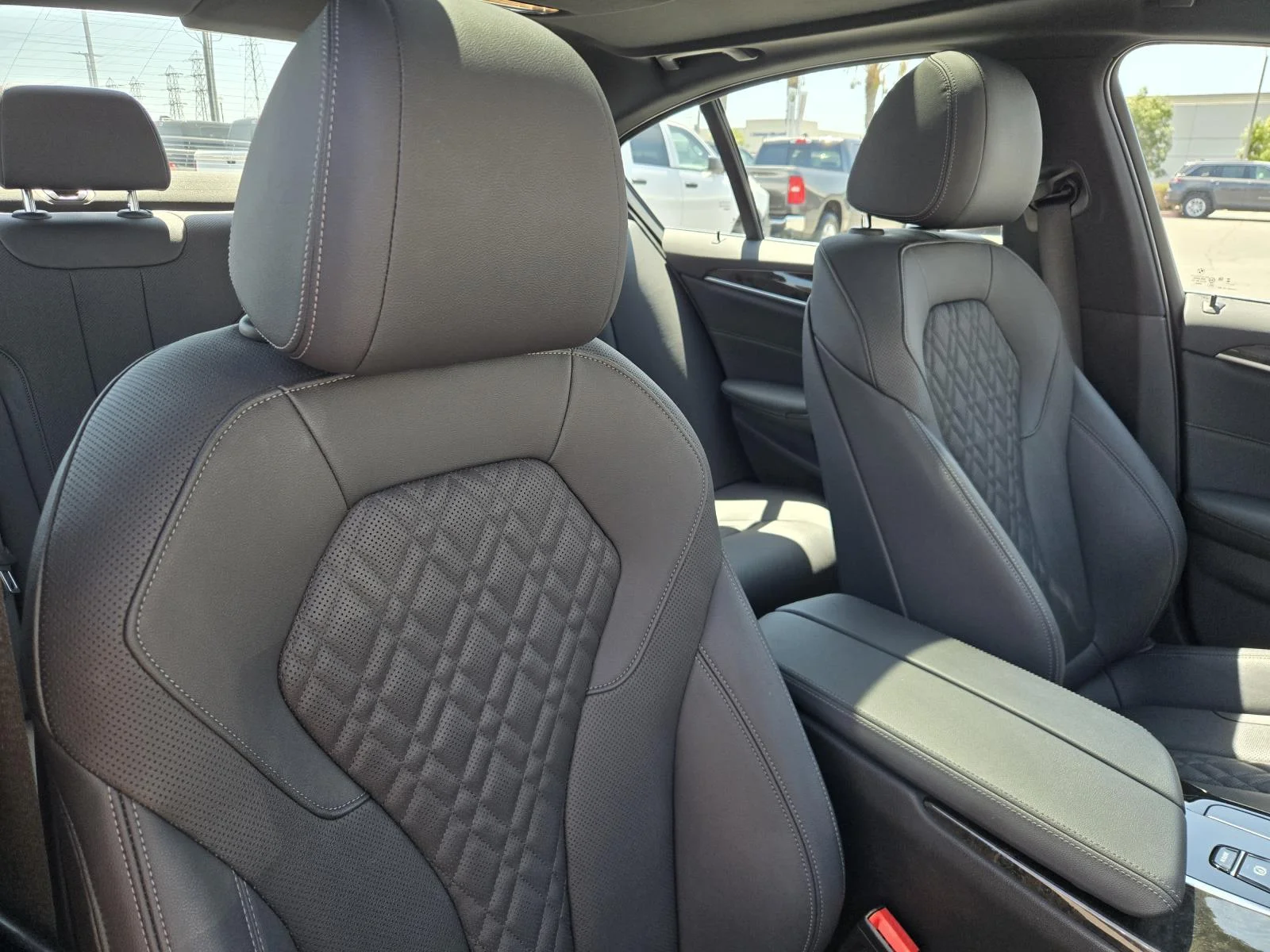 Used 2023 Skyscraper Gray Metallic BMW 530i Sedan image 32