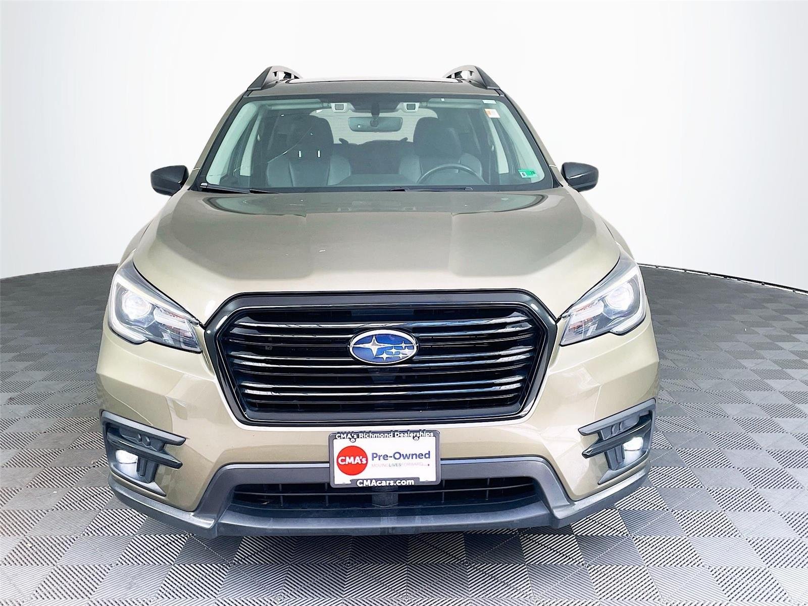 Used 2022 Autumn Green Metallic Subaru Onyx Edition image 2