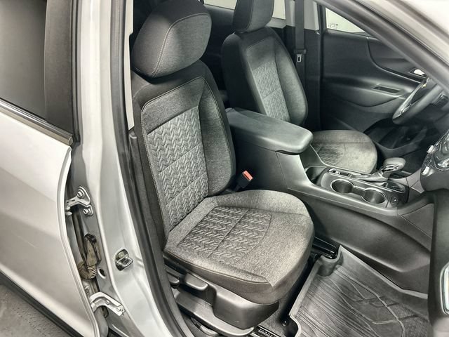 Used 2022 Summit White Chevrolet LT image 23