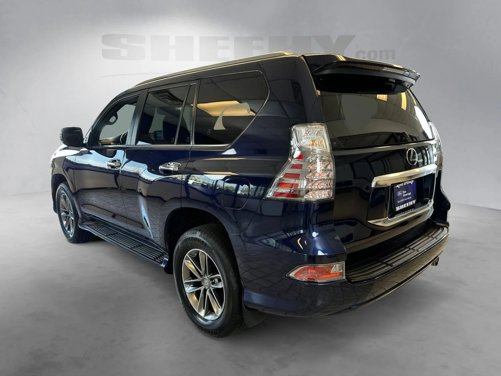 Used 2022  Lexus 460 image 14