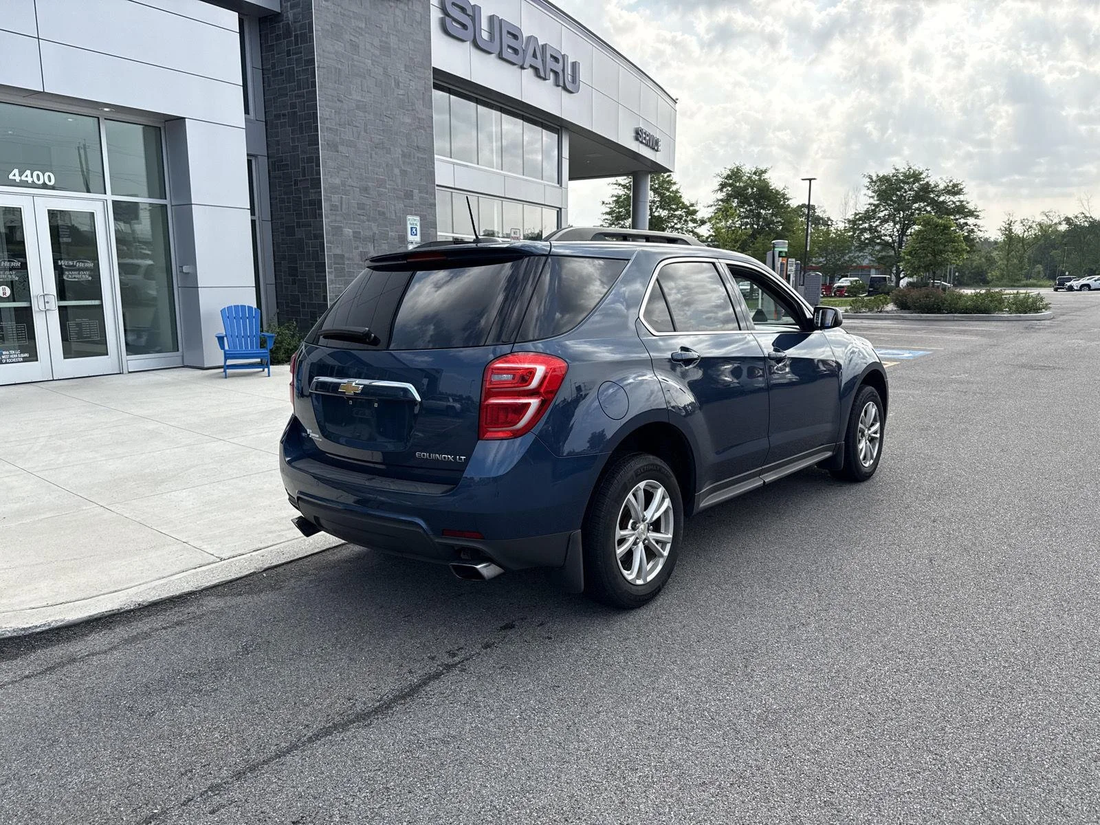 Used 2016 Patriot Blue Metallic Chevrolet LT image 4