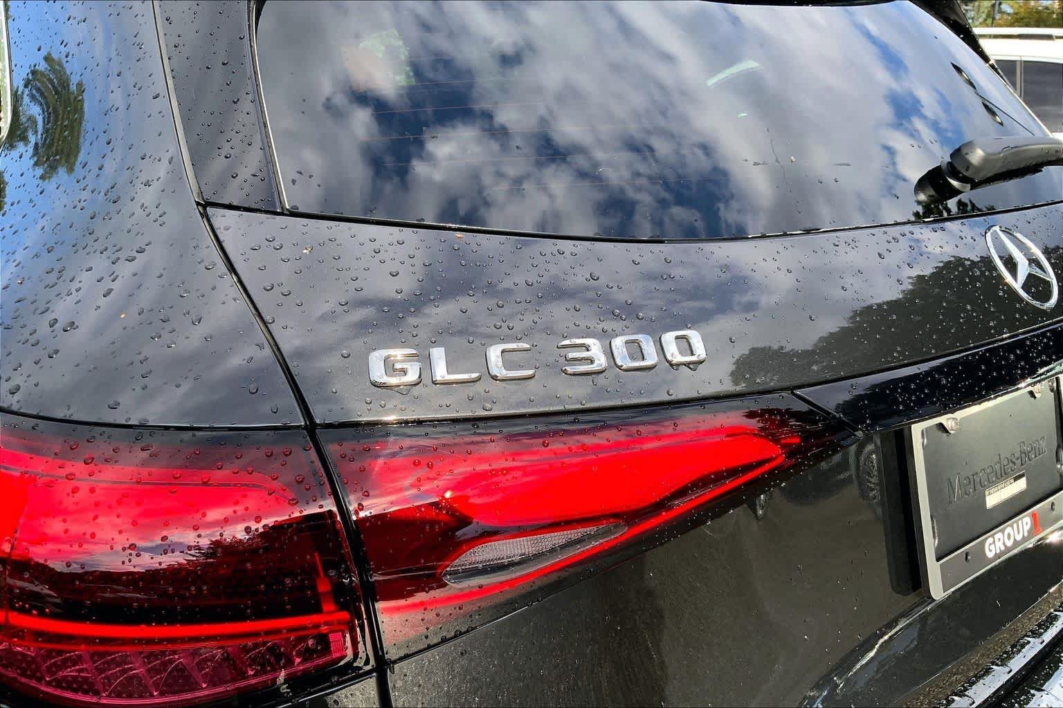 New 2027 Graphite Grey Metallic Mercedes-Benz GLC 300 image 19