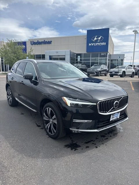 2023 Volvo XC60 B5 Plus Bright Theme AWD's photo