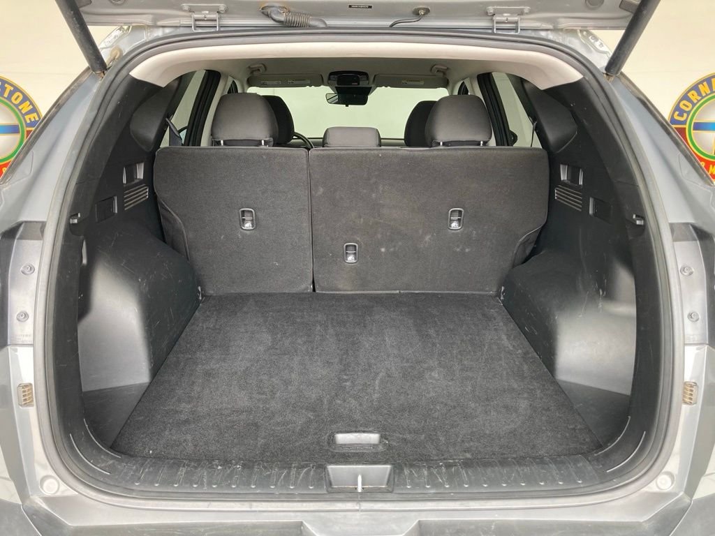 Used 2024 Gray Hyundai SEL image 22