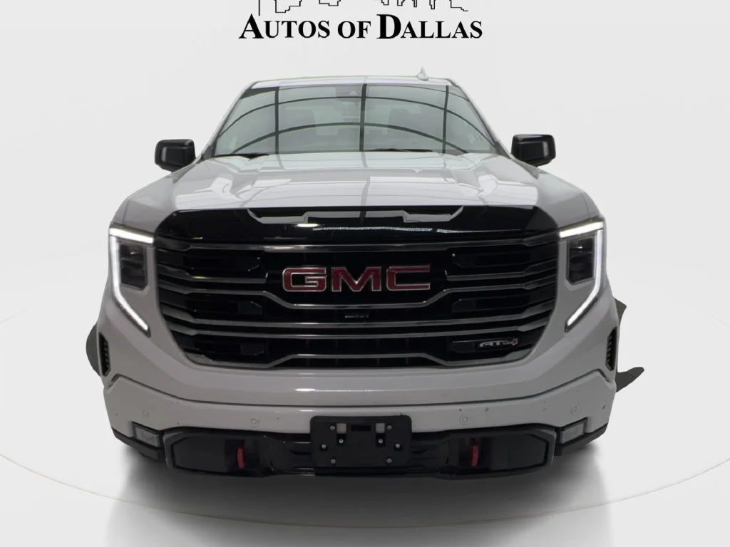 Used 2025 White GMC AT4 image 4