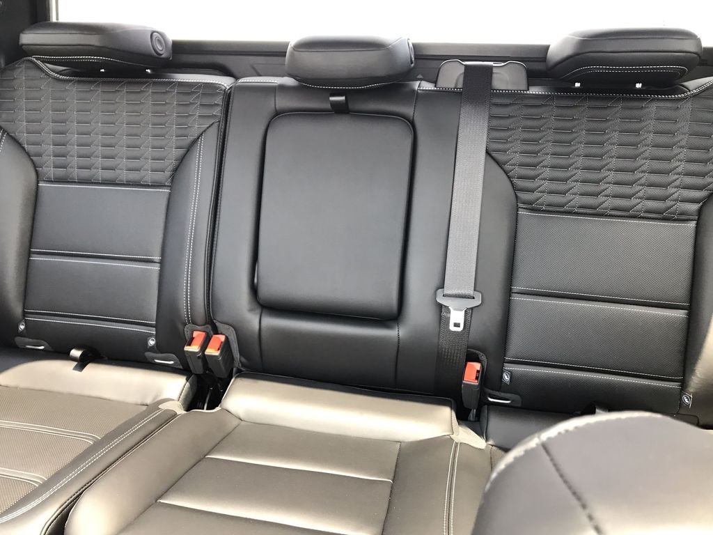 Used 2025 Black GMC Denali image 22