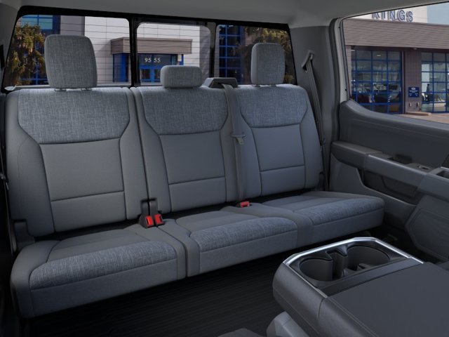 New 2026 Oxford White Ford XLT image 11
