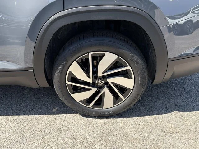 New 2026 Gray Volkswagen 2.0T SE w/Technology image 5