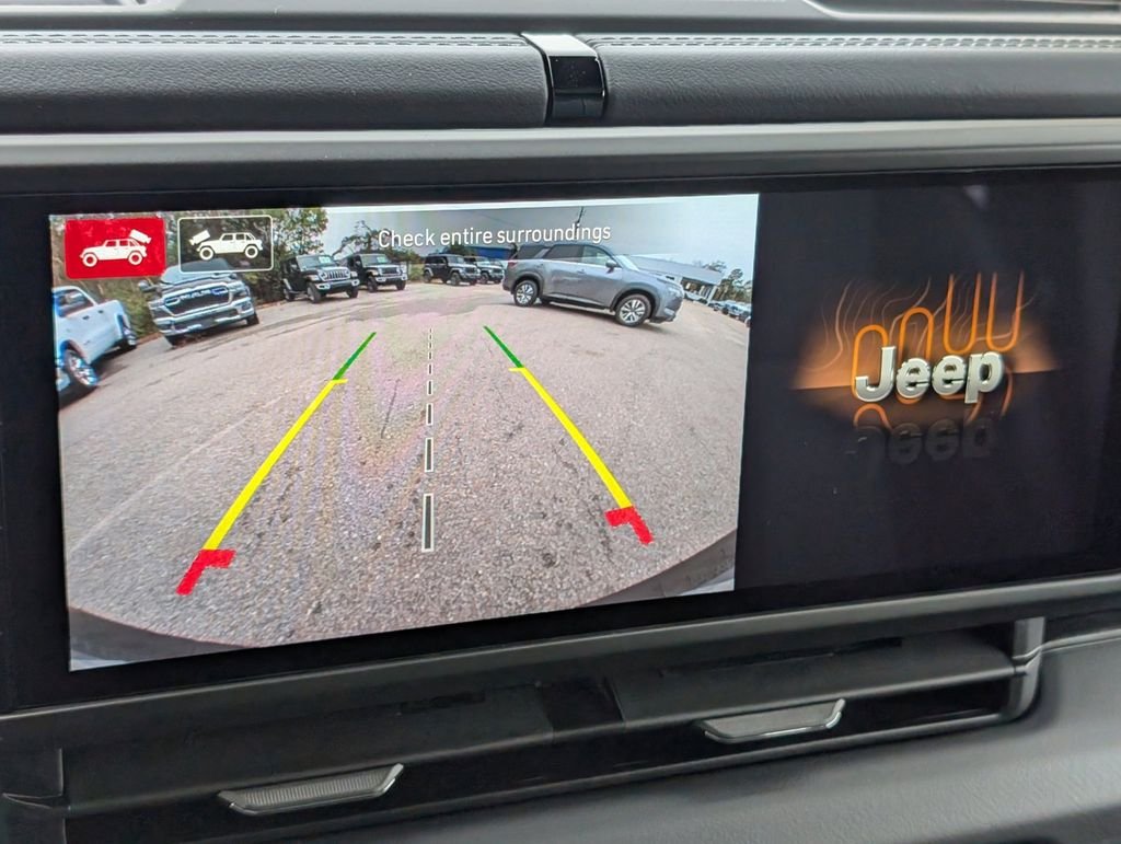 2026 Jeep Wrangler 4-Door Sahara - Photo 25
