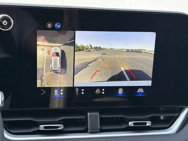 New 2026 Summit White Chevrolet LT image 24