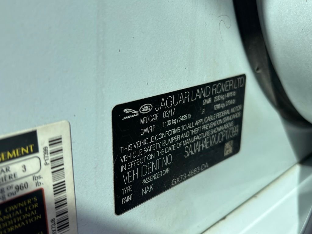Used 2018  Jaguar 35t Portfolio Limited Edition image 9