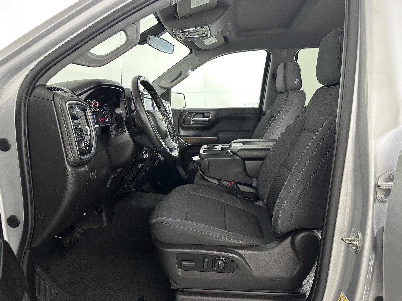 Used 2021 Silver Ice Metallic Chevrolet LT image 22