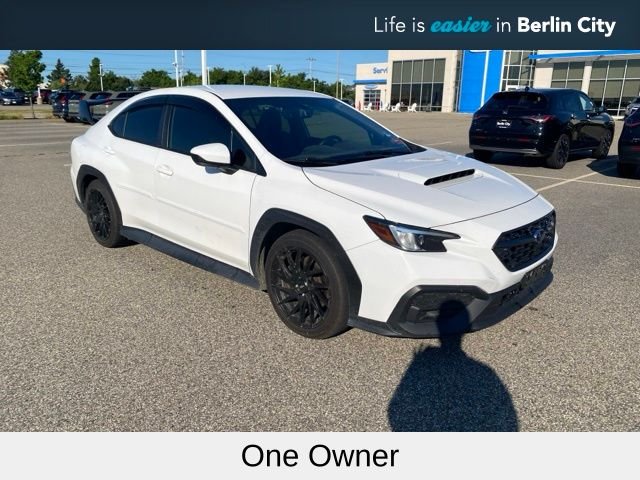 Used 2022 Ceramic White Subaru Base image 1