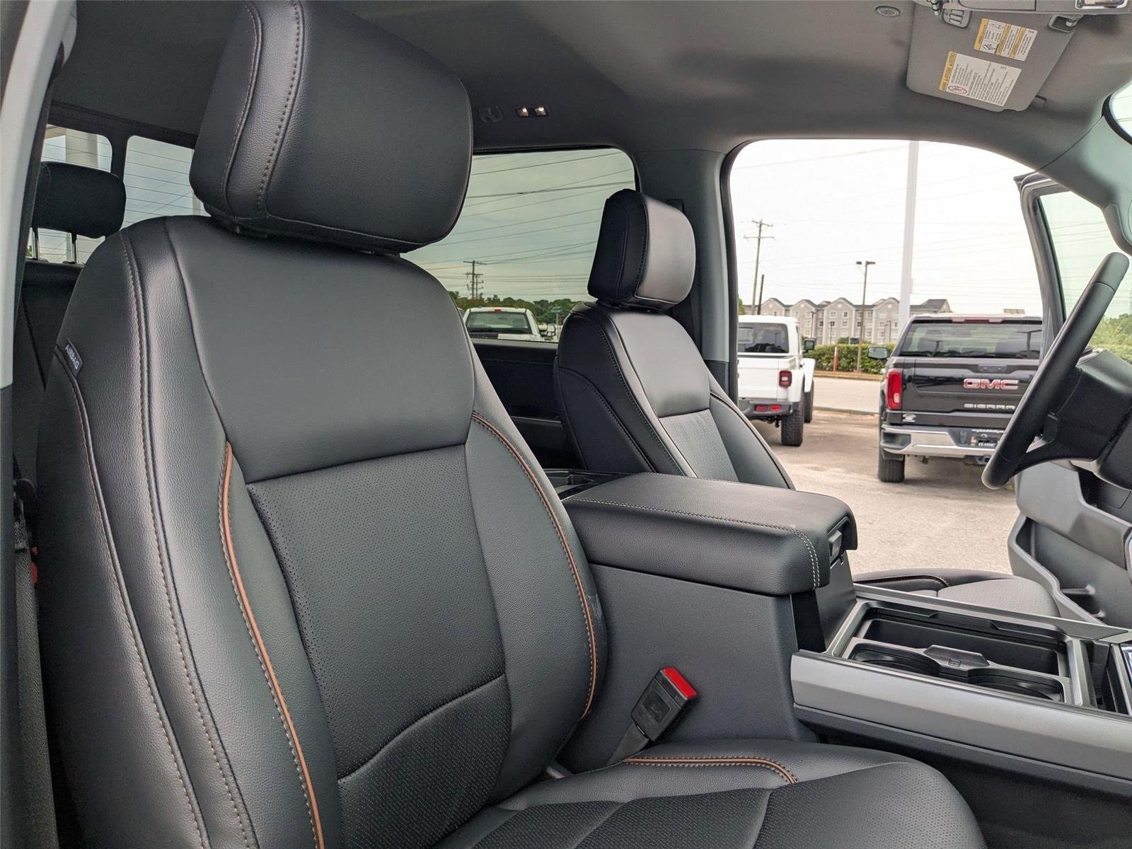 New 2026 Carbonized Gray Metallic Ford F-350® Lariat® image 33