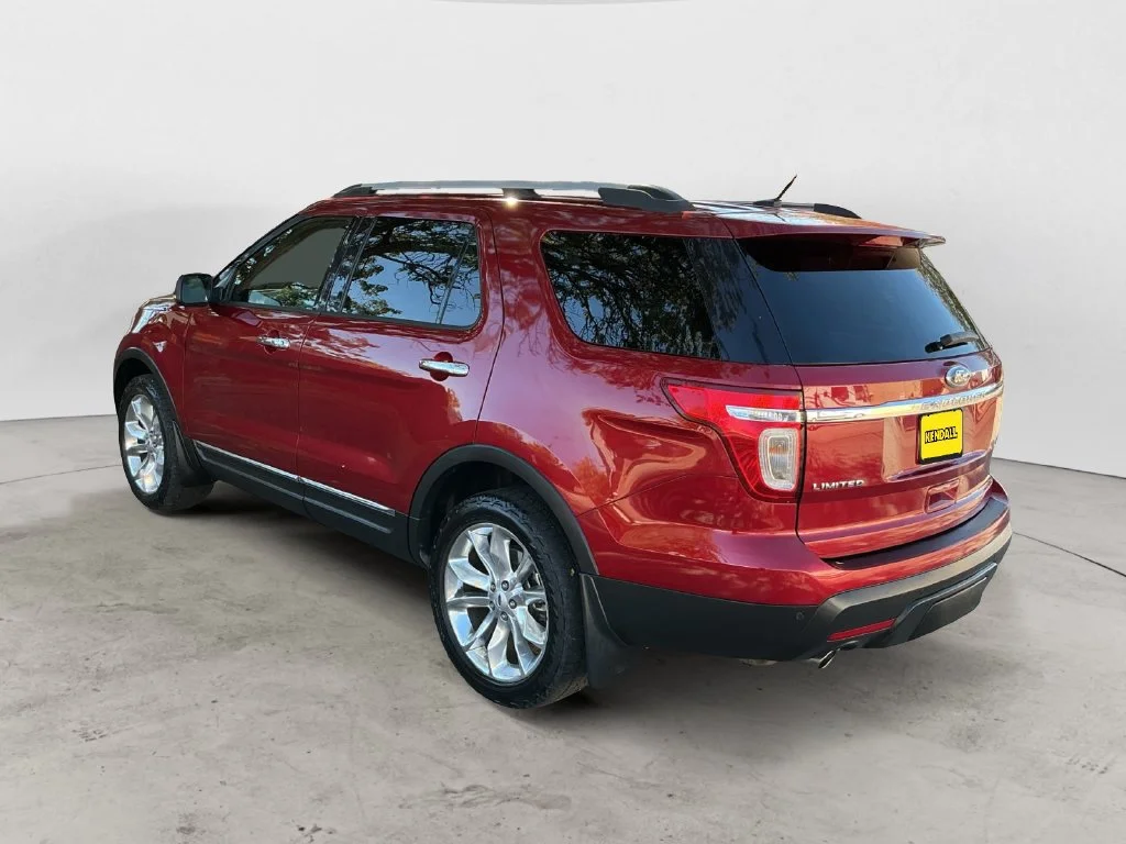 Used 2013 Red Ford Limited image 5