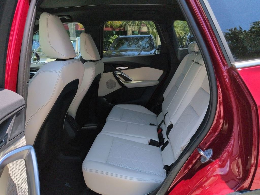 New 2026 Vegas Red Metallic BMW xDrive28i image 14