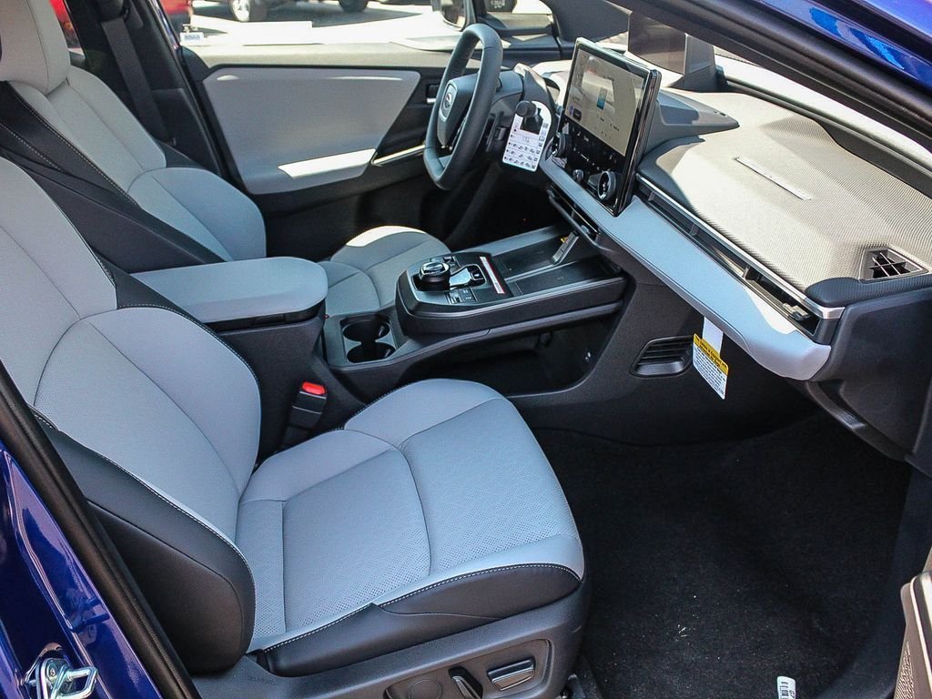 New 2026 SAPPHIRE BLUE PEARL Subaru Touring image 16
