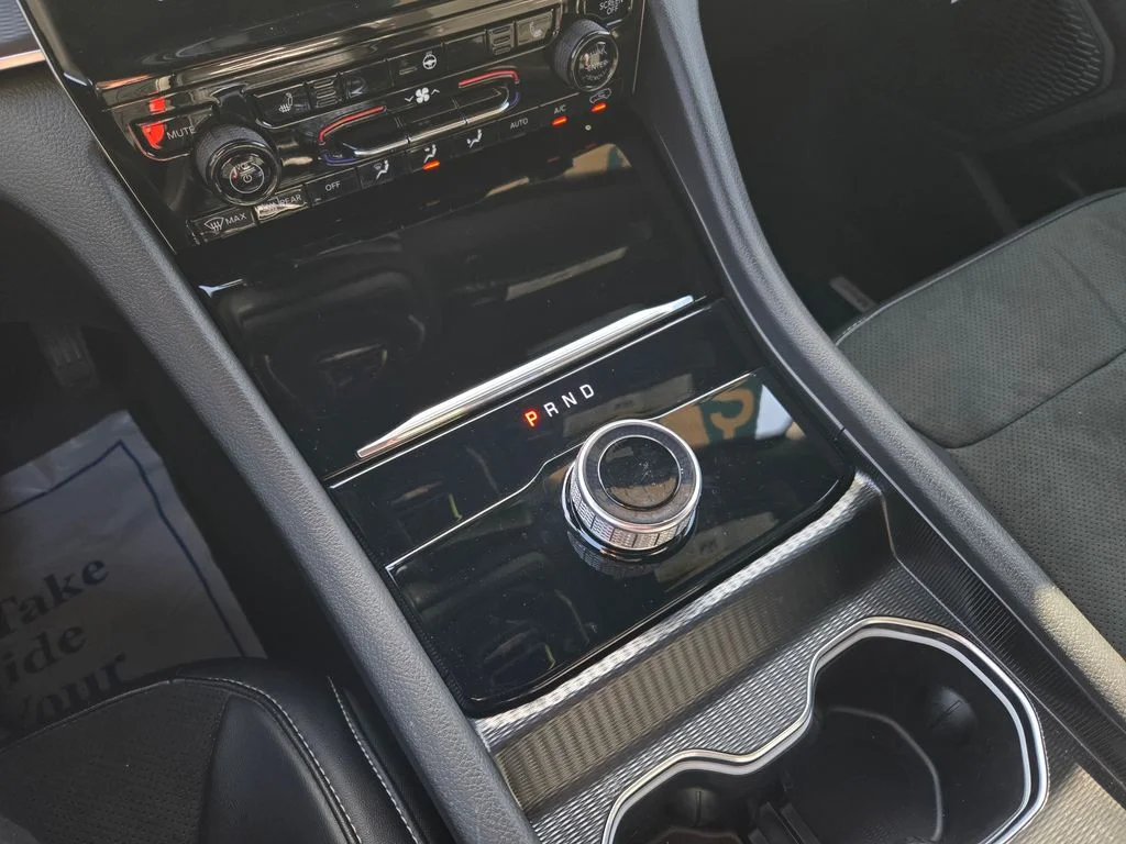 Certified Used 2025 White Jeep Altitude X image 25