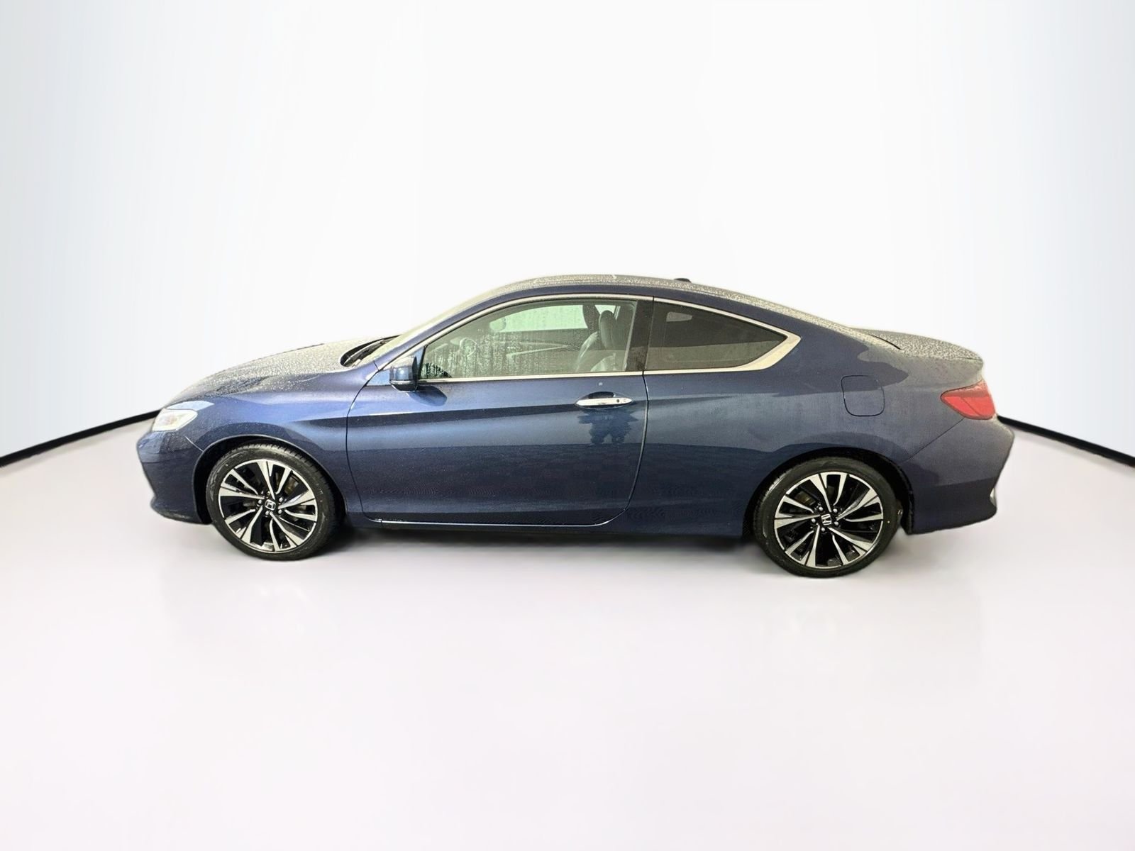 Used 2017 Blue Honda EX-L image 4
