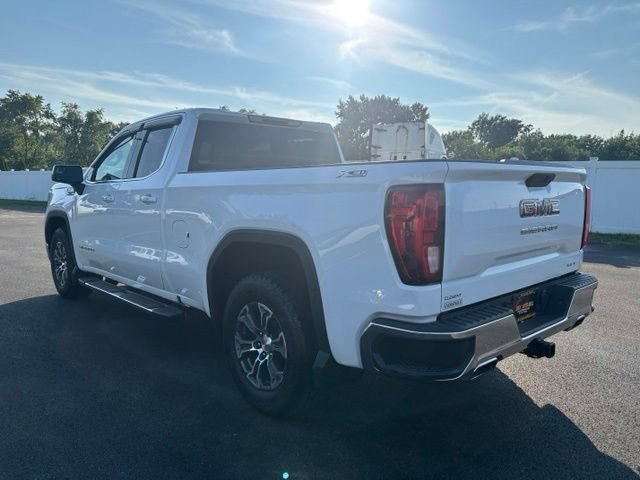 Used 2019 Summit White GMC SLE image 8