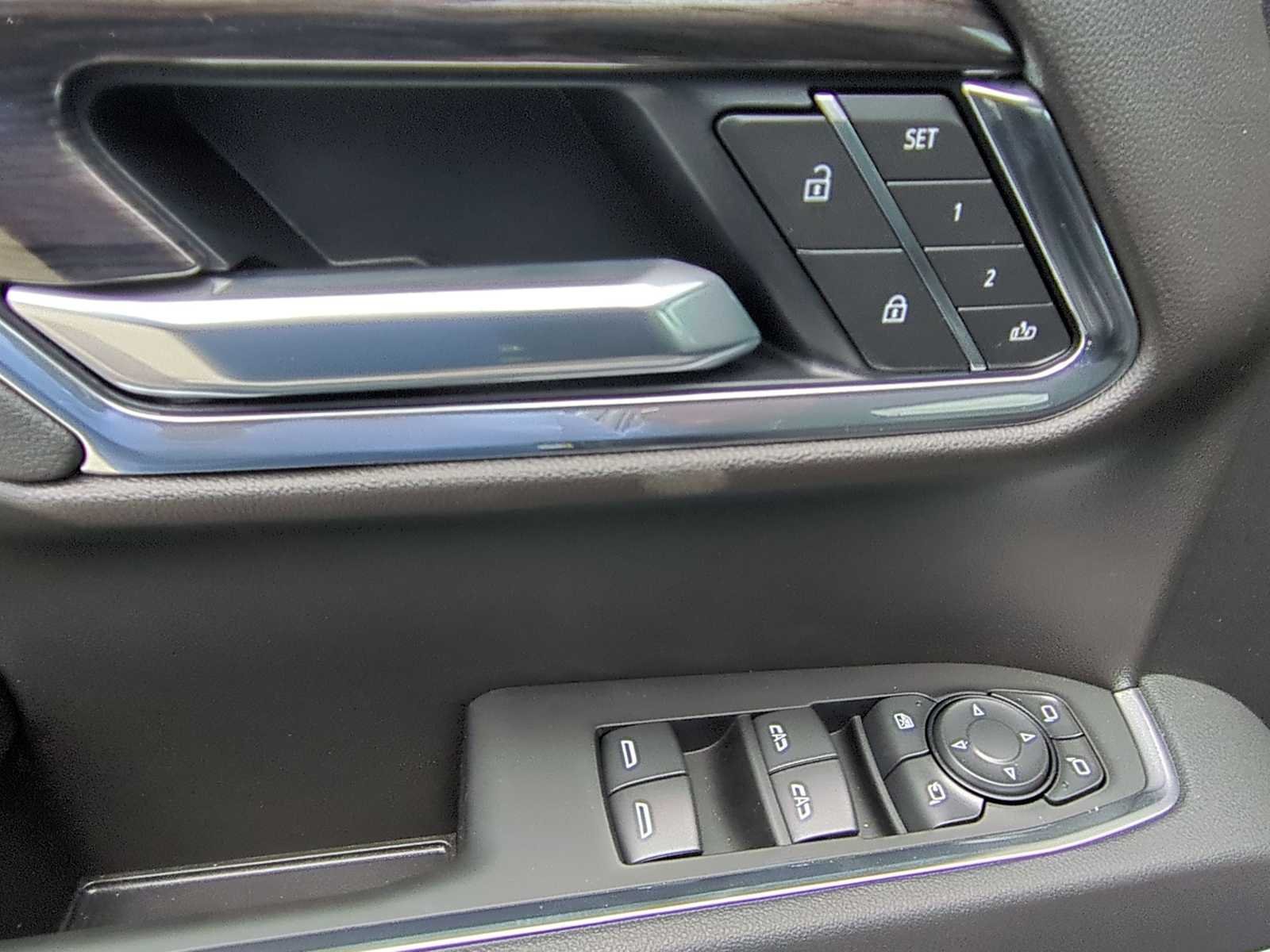 2026 Chevrolet Silverado 1500 LTZ - Photo 11