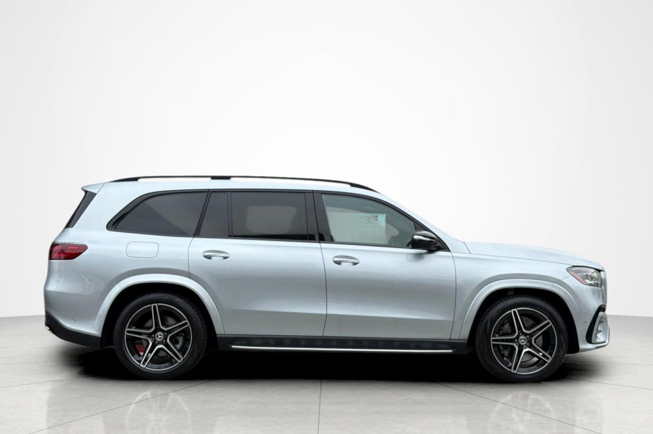 New 2026 Cirrus Silver Metallic Mercedes-Benz GLS 450 4MATIC® SUV image 6