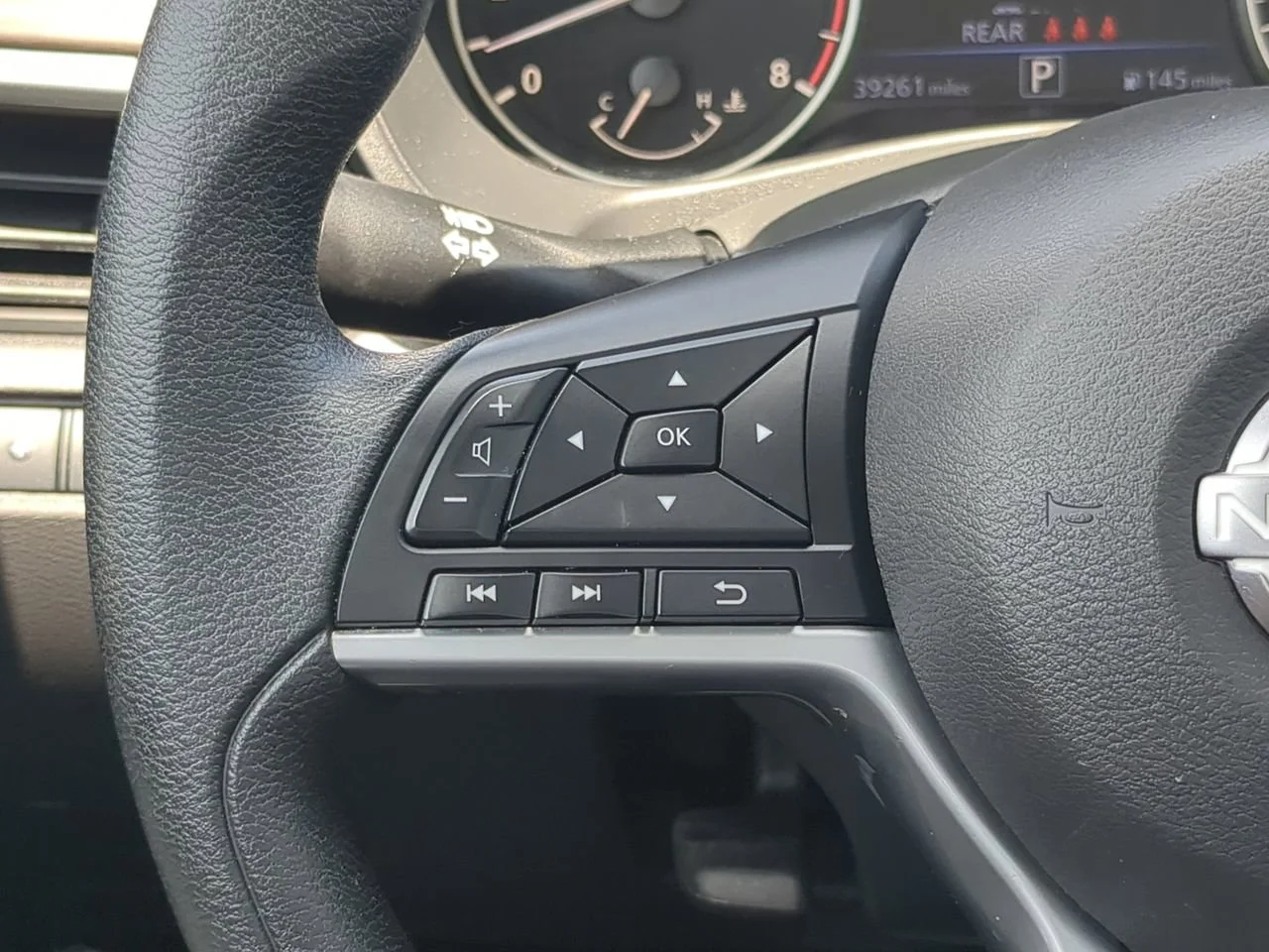 2025 Nissan Altima SV - Photo 20