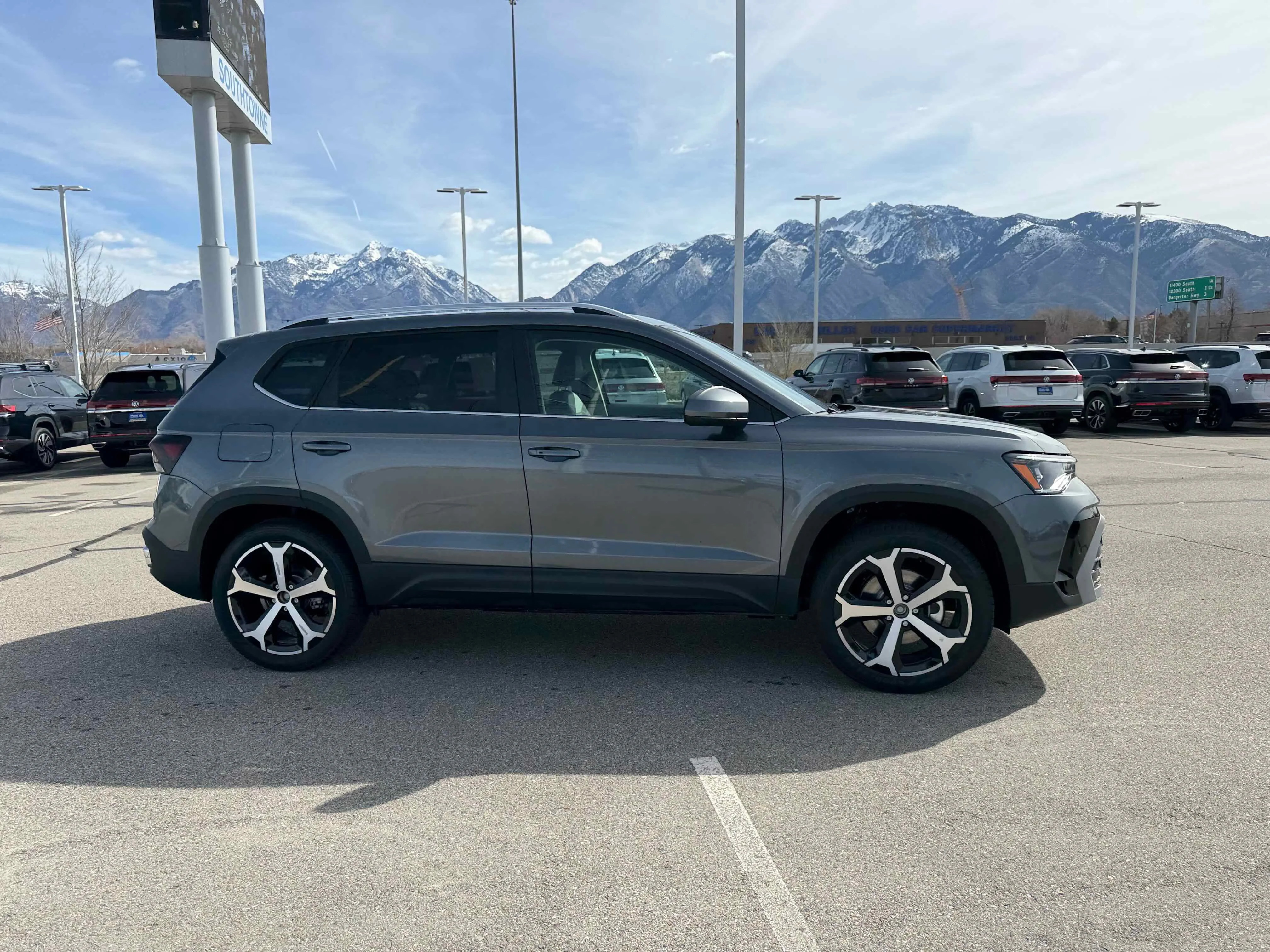 New 2026 Platinum Gray Volkswagen SEL image 8