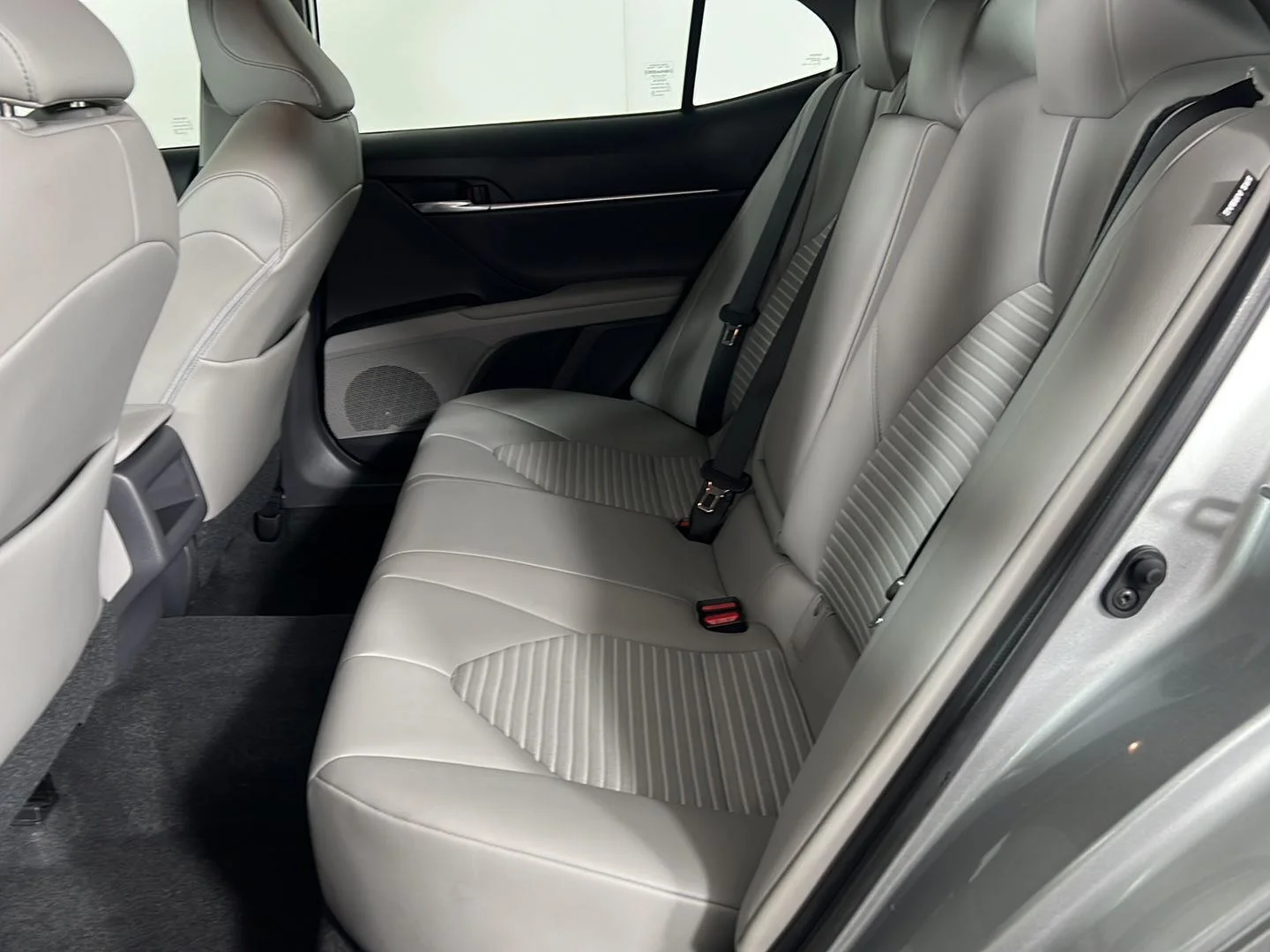 Used 2021 Celestial Silver Metallic Toyota SE image 28
