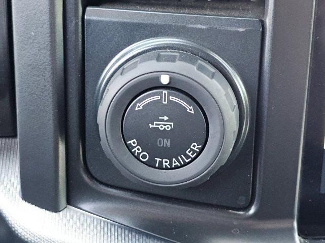 Used 2025 Carbonized Gray Metallic Ford  image 10