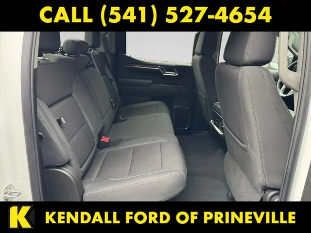 Used 2024 White GMC Elevation image 17