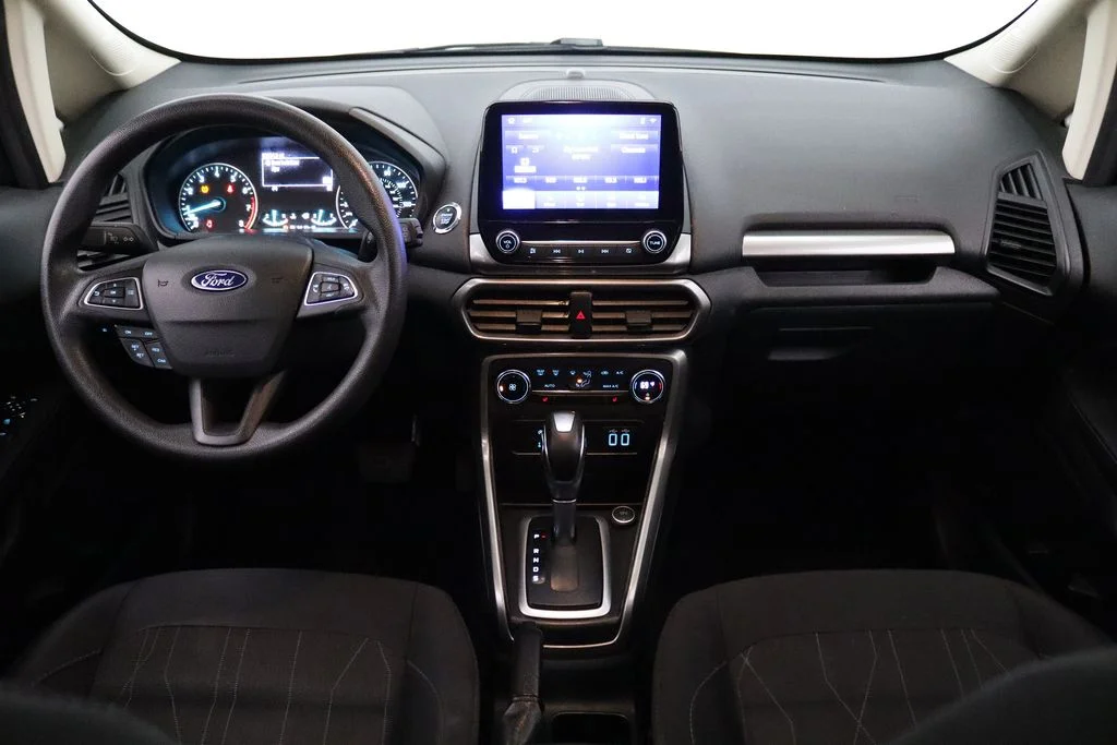 Used 2021 Black Ford SE image 19
