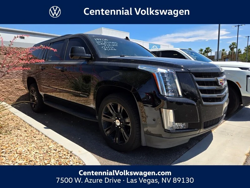 2017 Cadillac Escalade ESV 2WD Luxury's photo