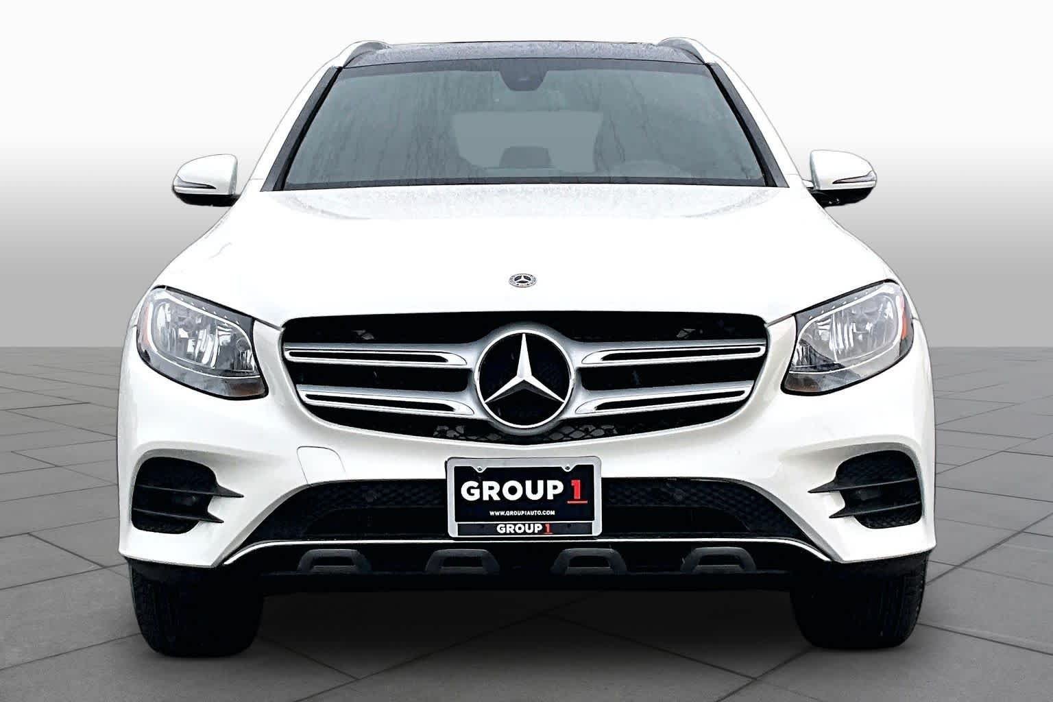 Used 2017 designo Diamond White Metallic Mercedes-Benz GLC 300 image 4