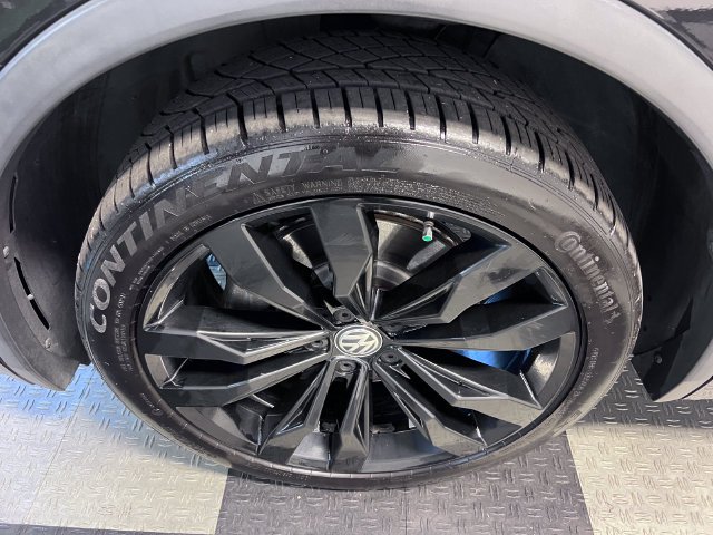 2021 Tiguan 2.0T SE R-Line Black Black · photo 9