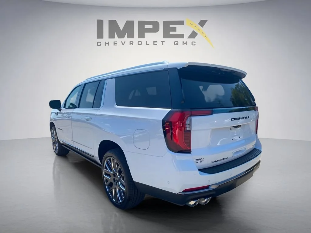 New 2026 Glacier White Tricoat GMC Denali Ultimate image 3