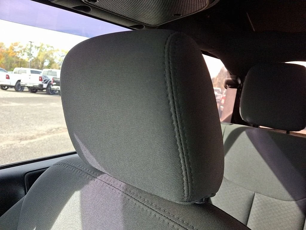 Used 2018 Gray Jeep Sport S 4x4 image 51