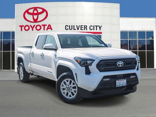 2025 Toyota Tacoma 4WD SR5