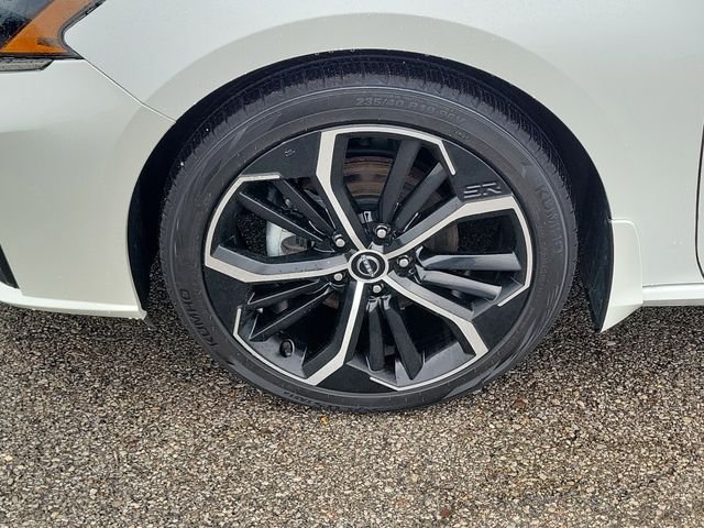 Certified Used 2023 Pearl White Tri-Coat Nissan 2.5 SR image 9