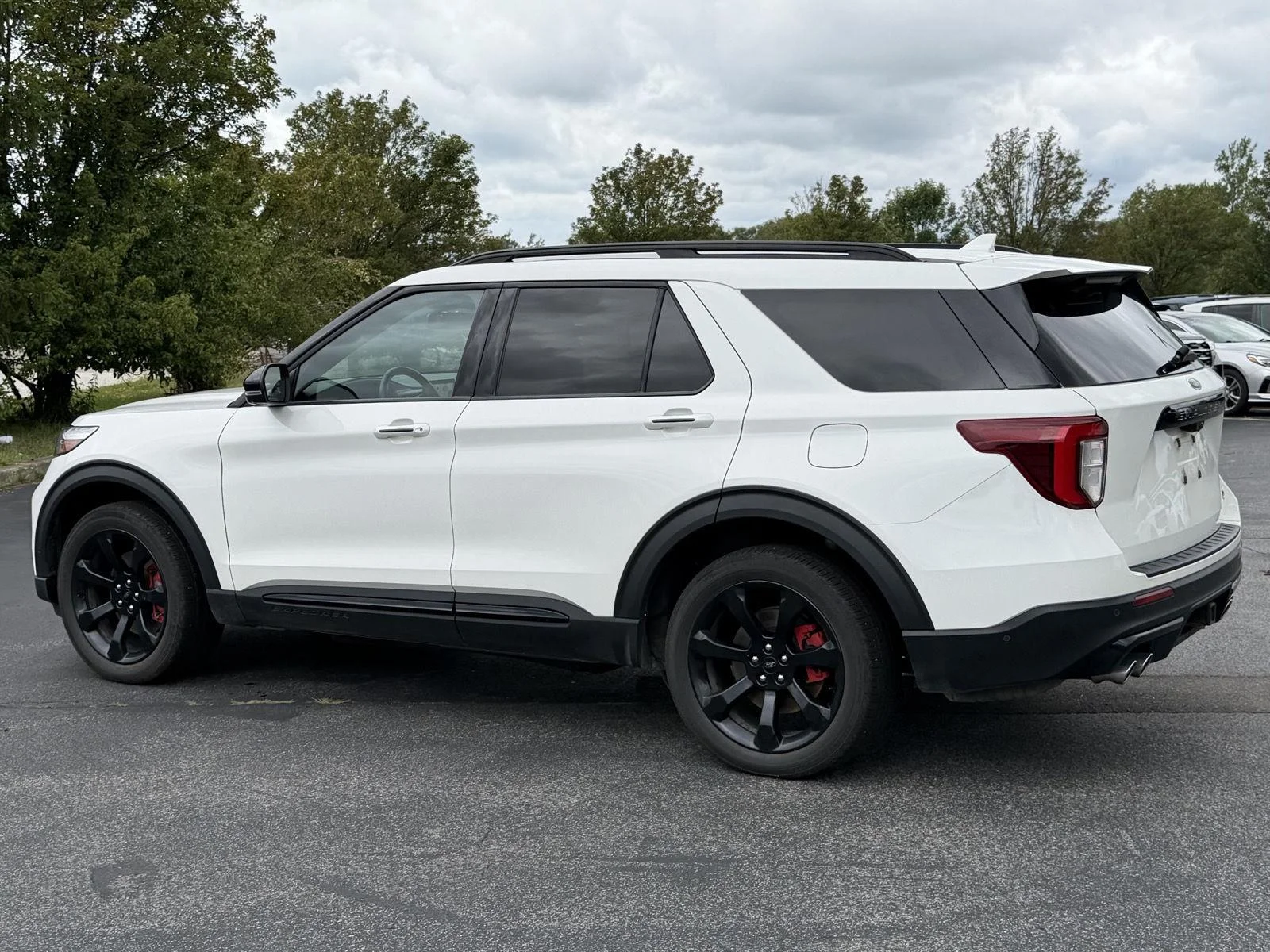 Used 2022 Star White Ford ST image 6