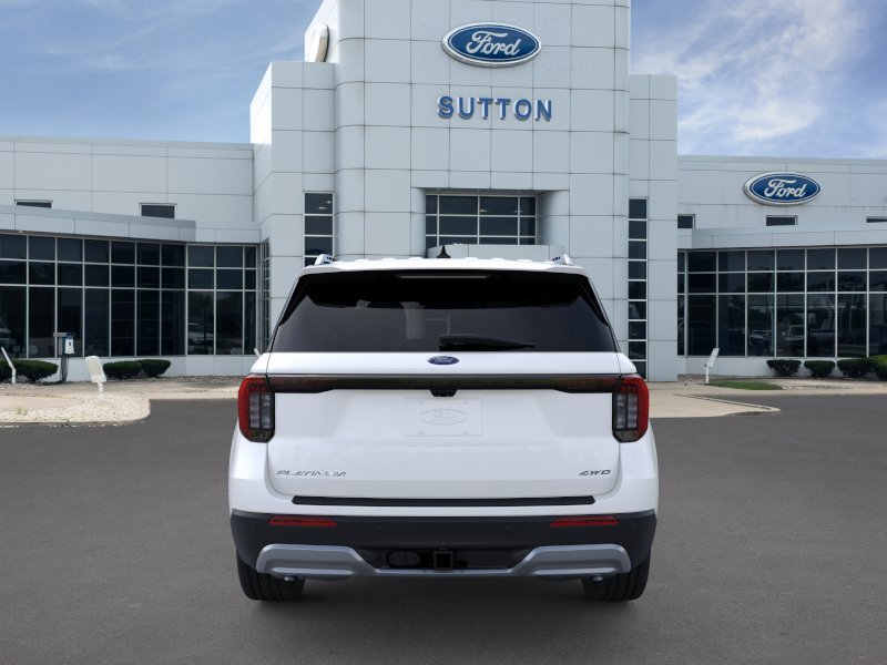 New 2026 Star White Metallic Tri-Coat Ford Platinum™ image 18