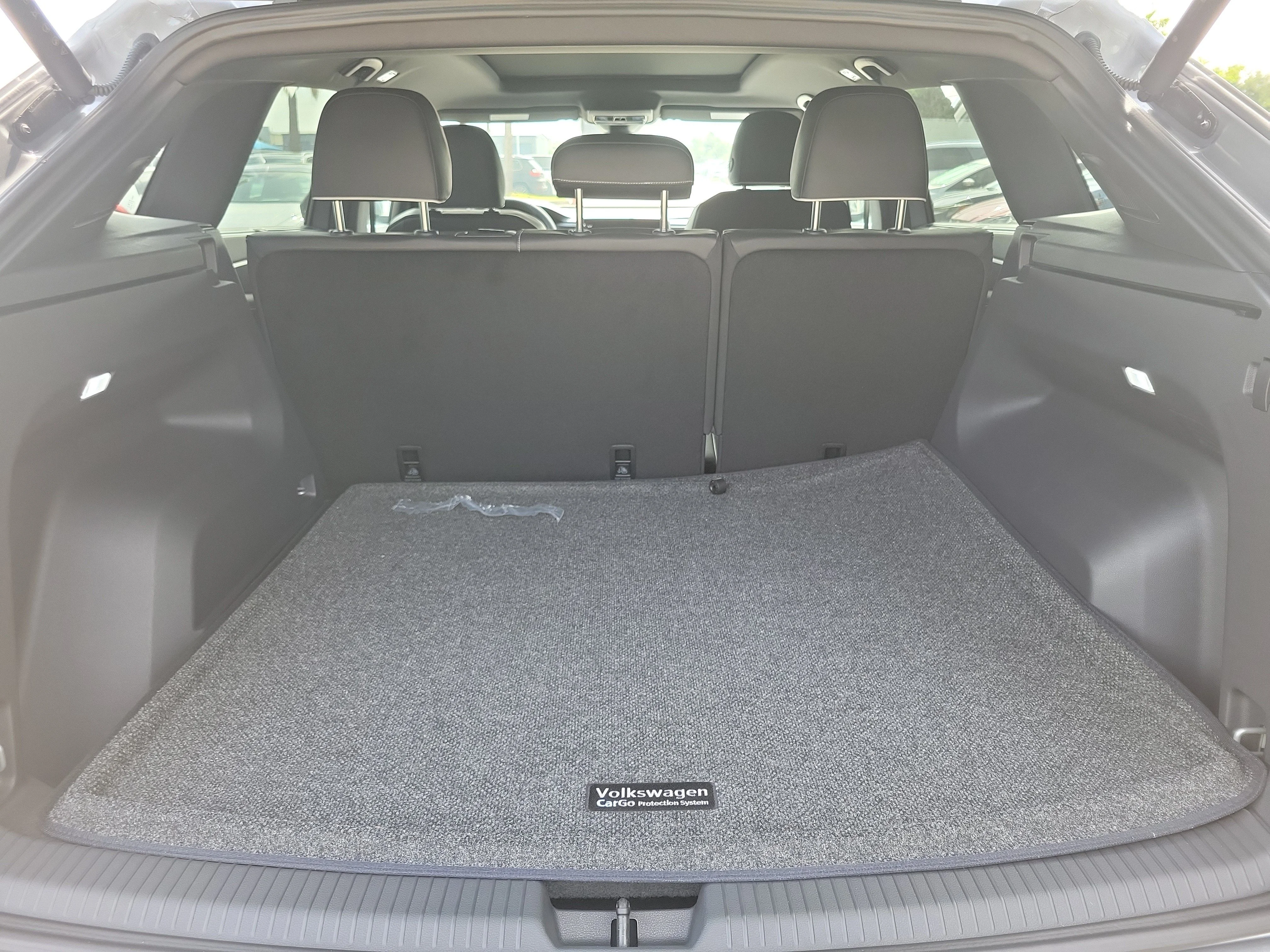New 2026 Silver Volkswagen 2.0T SEL Premium R-Line image 7