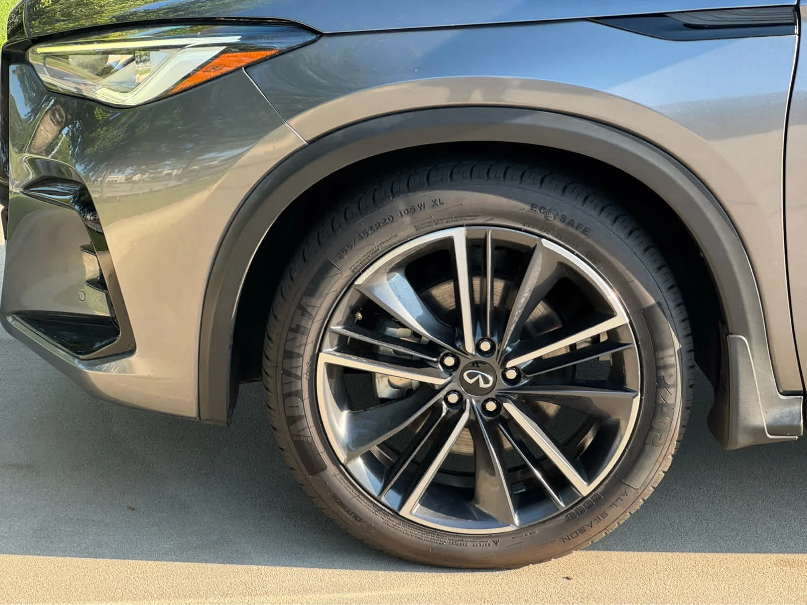 Certified Used 2023 Graphite Shadow INFINITI SPORT image 10